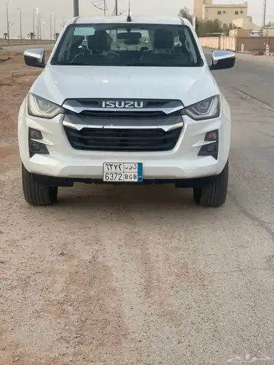 ايسوزو ديماكس 2024 اصفار 0