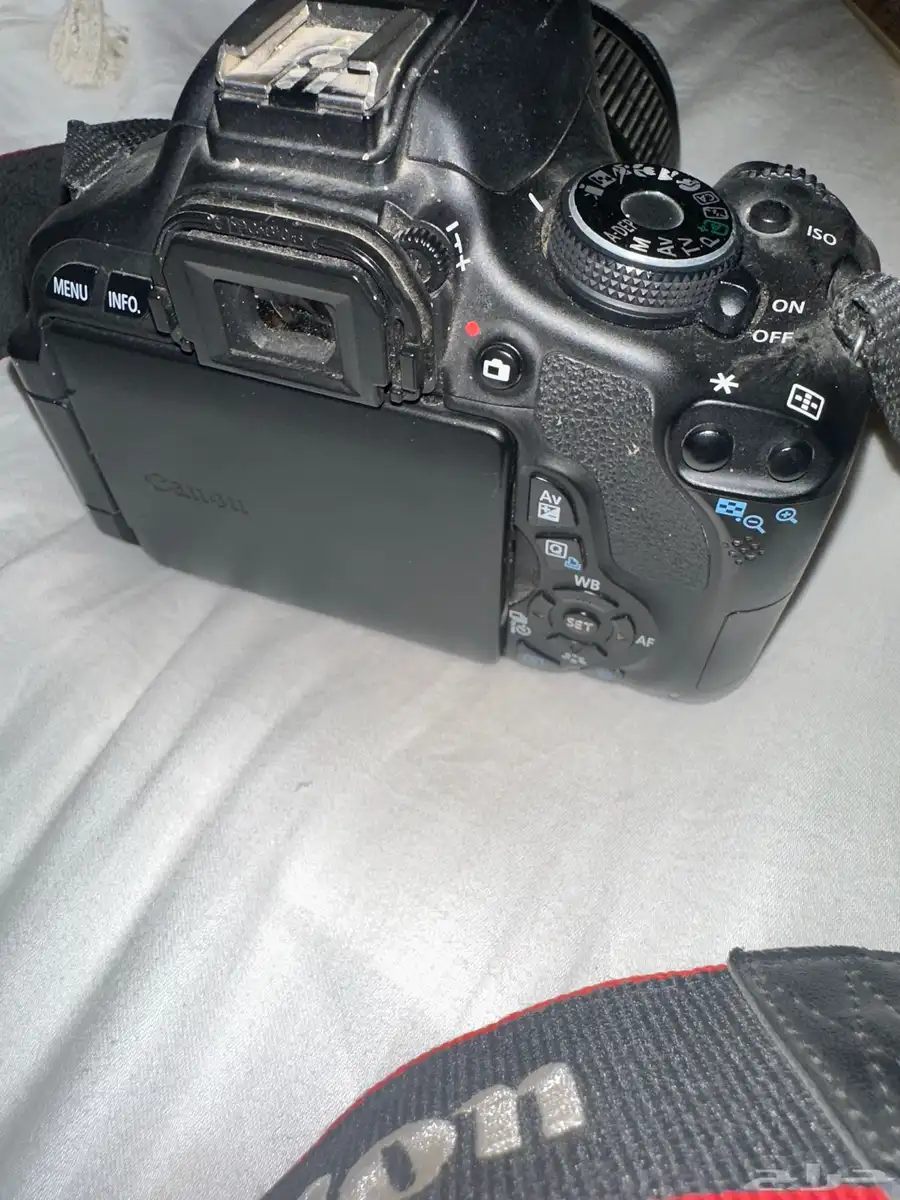 كاميرا كانون D600 مع شنطة و عدسة اضافية index