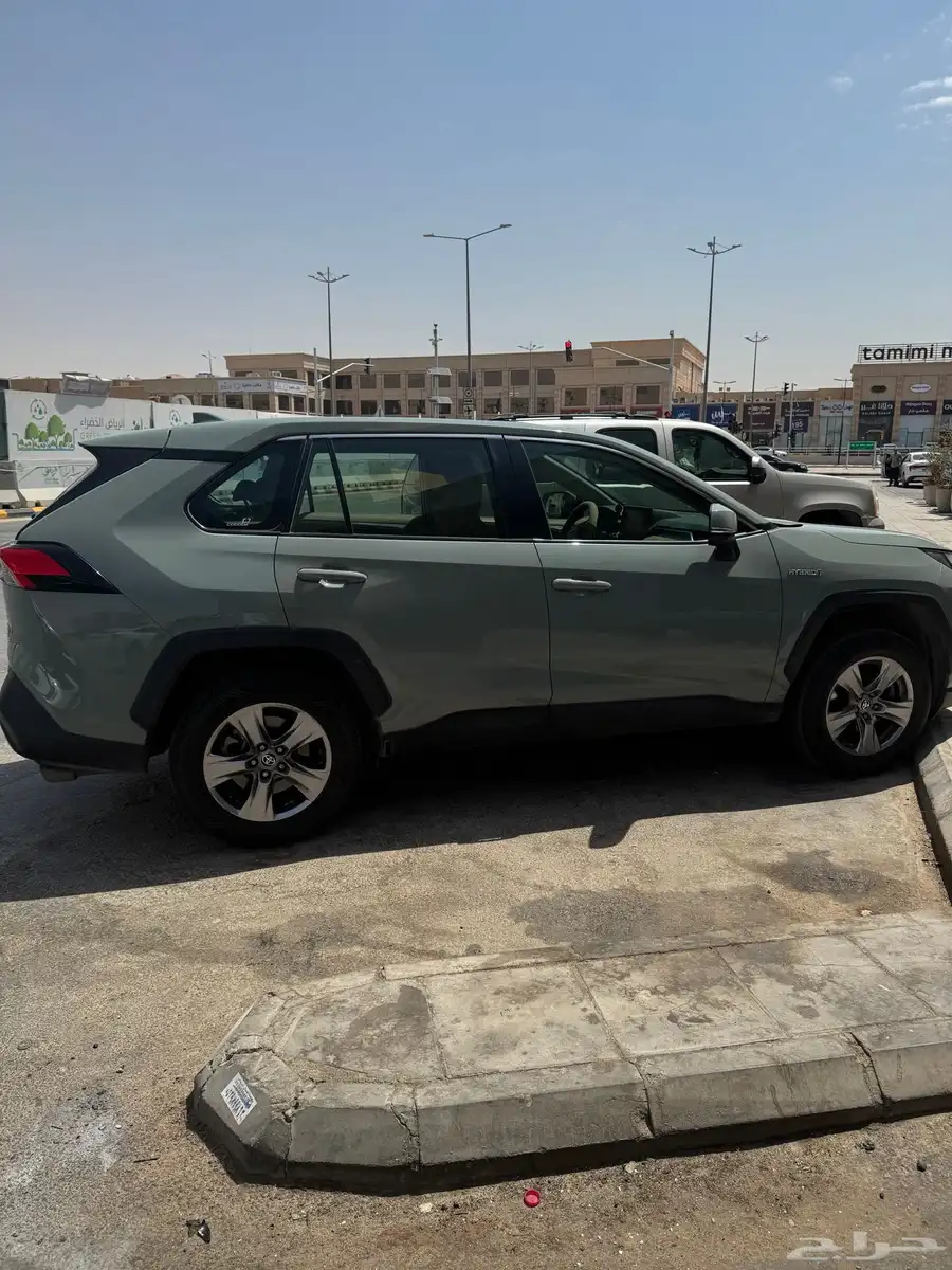 راف فور 2022 ستاندرد هايبرد مستعمل 90 الف وقابل للتفاوض 3