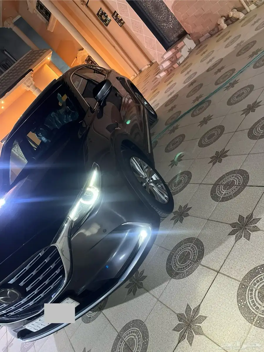 للتنازل مازدا CX9 موديل 2023 سقنتشر فل كامل index
