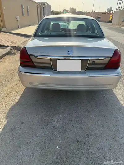 فورد ماركيز 2008 أمريكي 5