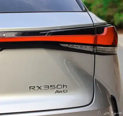لكزس 2024 فئة RX هايبرد ممشى قليل 7