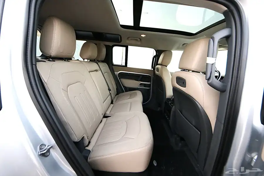 لاند روفر دفندر 2020 Defender First Edition V6 13