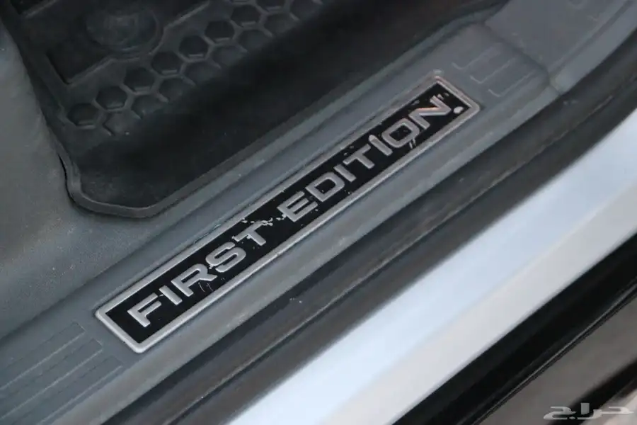 لاند روفر دفندر 2020 Defender First Edition V6 20