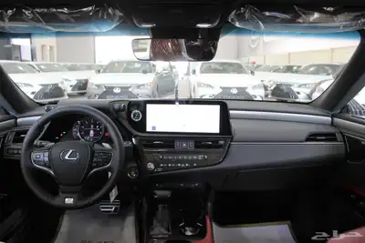 لكزس - ES350 F Sport - خليجي - 2025 - فل كامل 16