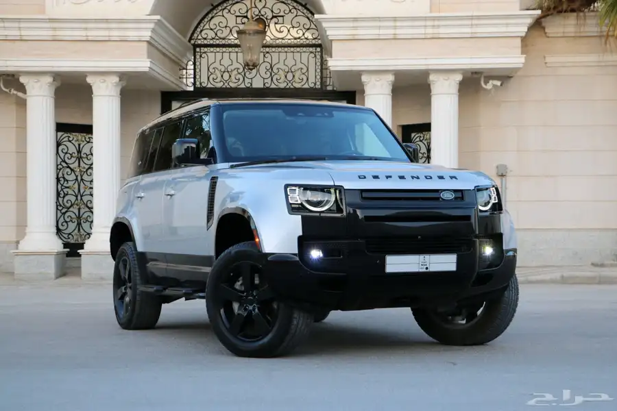 لاند روفر دفندر 2020 Defender First Edition V6 4