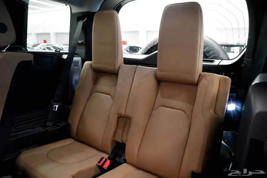 2025 ديفندير HSE X-Dynamic V6 كامل المواصفات جديد اصفار 9