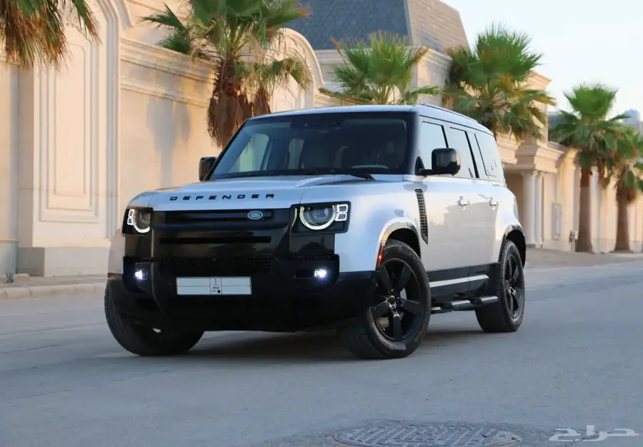 لاند روفر دفندر 2020 Defender First Edition V6 2