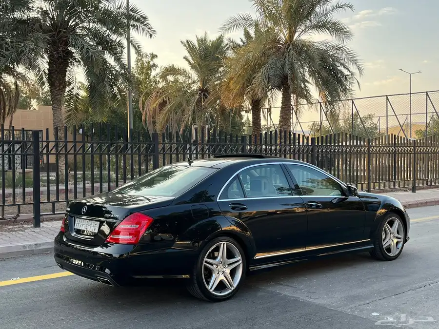 مرسيدس بانوراما S350 موديل 2010 ( بحالة الوكالة ) 30