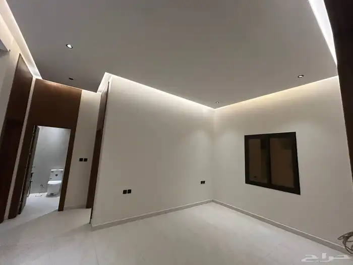 للإيجار شقة الرياض النرجس 65.000 4