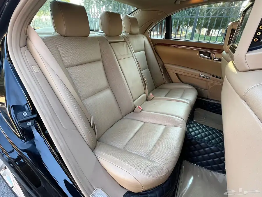 مرسيدس بانوراما S350 موديل 2010 ( بحالة الوكالة ) 42