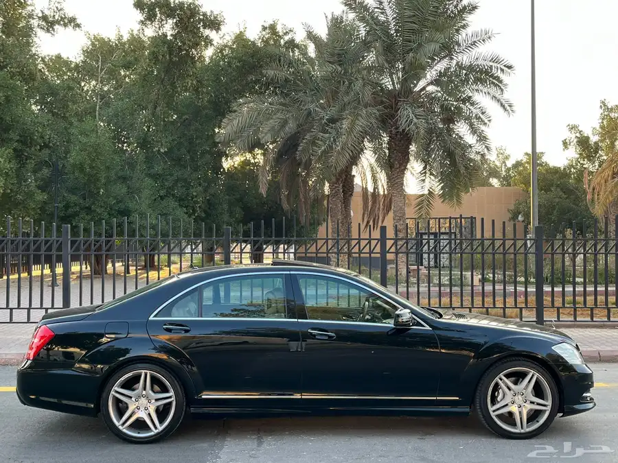 مرسيدس بانوراما S350 موديل 2010 ( بحالة الوكالة ) 32