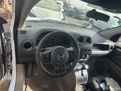 جيب كومباس 2014 4