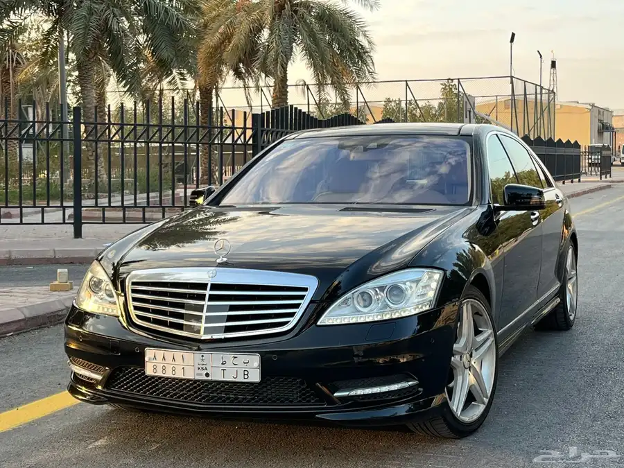 مرسيدس بانوراما S350 موديل 2010 ( بحالة الوكالة ) 1