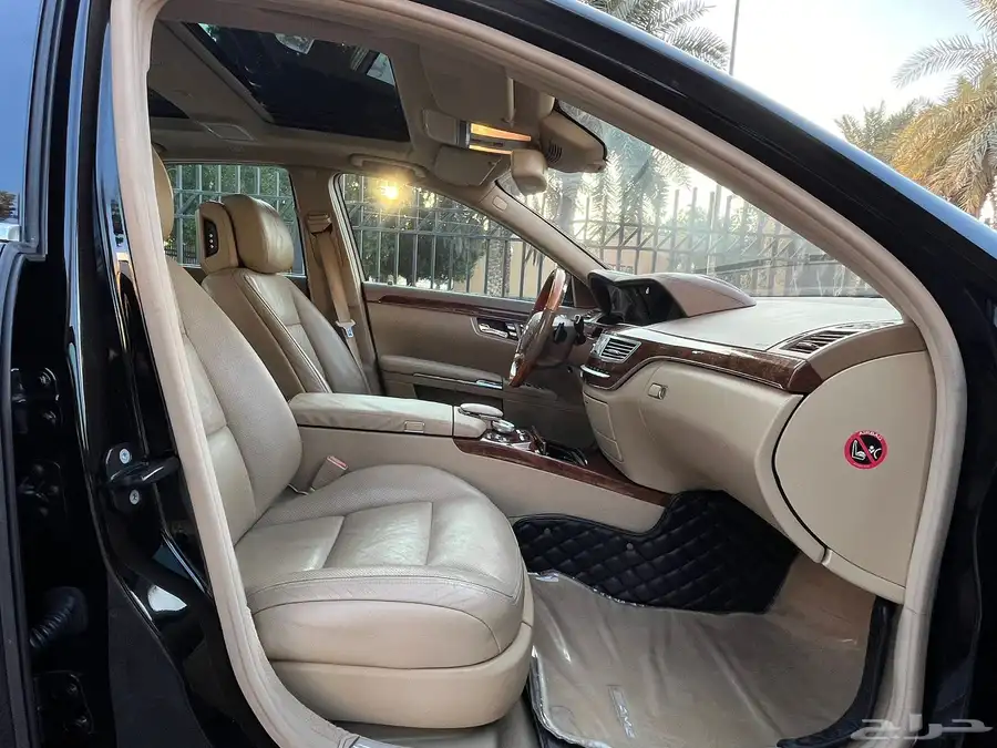 مرسيدس بانوراما S350 موديل 2010 ( بحالة الوكالة ) 37