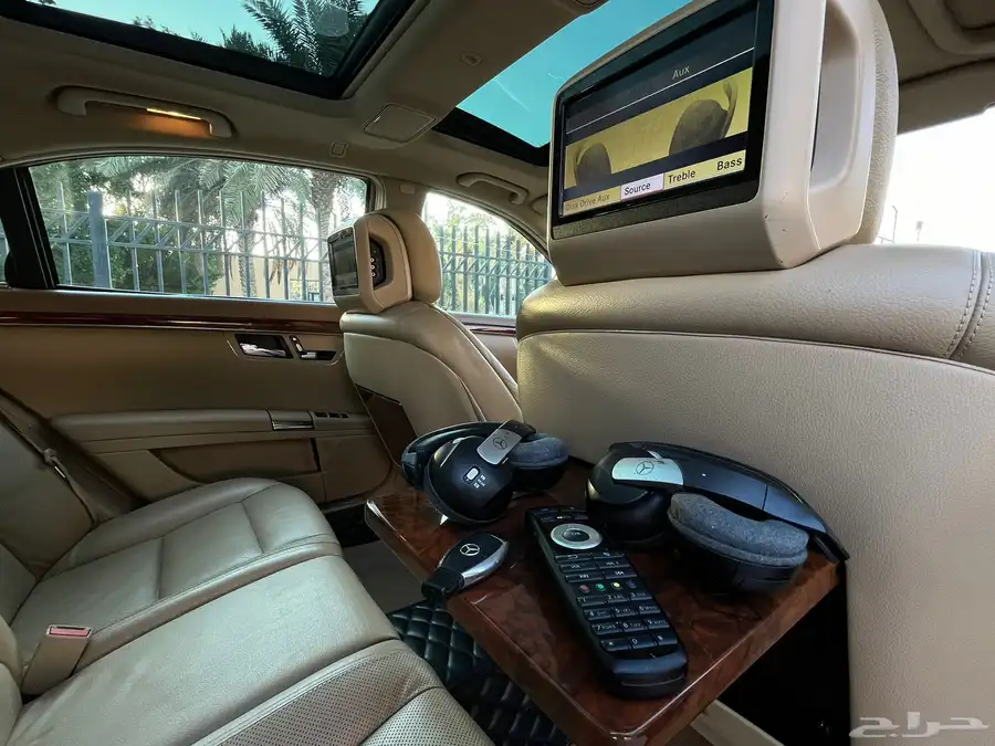 مرسيدس بانوراما S350 موديل 2010 ( بحالة الوكالة ) 44