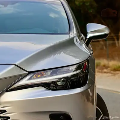 لكزس 2024 فئة RX هايبرد ممشى قليل 1