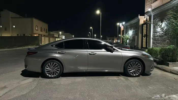 جنوط لكزس ES350 2025 4