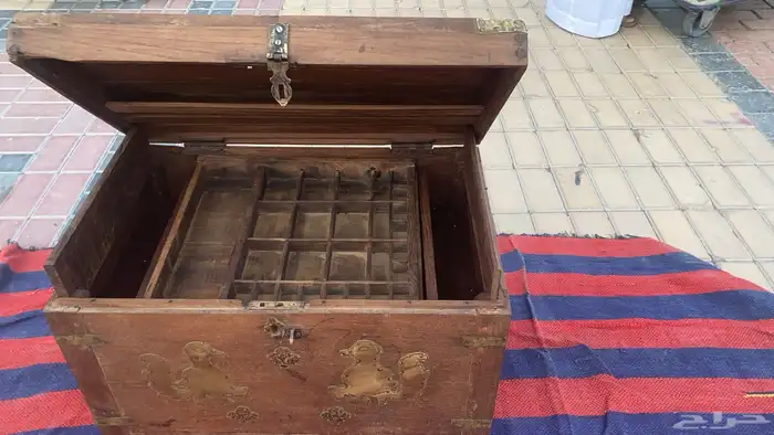 صندوق البحاره بشتخته لجمع اللولو منقوش بالنحاس نادر ونظيف 3