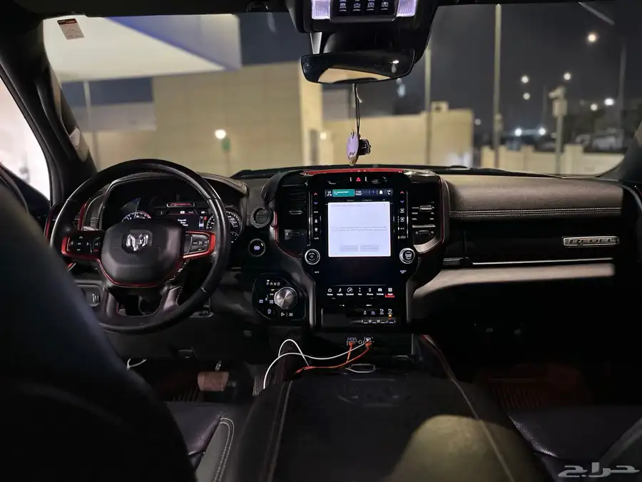 دوج رام ريبل 2022 v8 سعودي مالك اول تحت الضمان 25