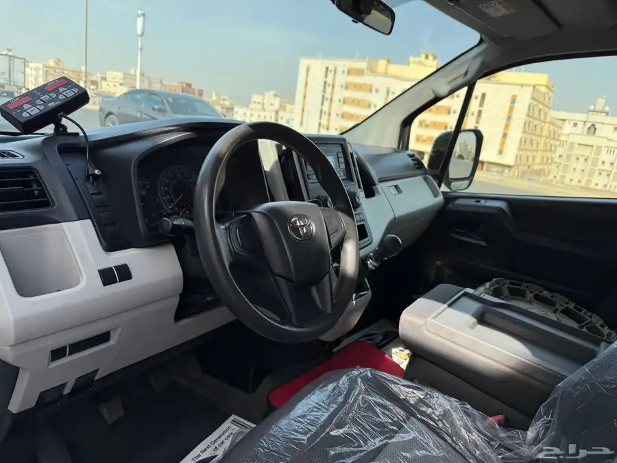 تويوتا_باص_هايس_ثلاجة_2021 26
