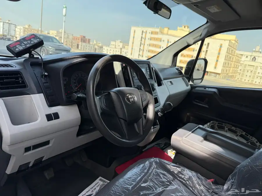 تويوتا_باص_هايس_ثلاجة_2021 27