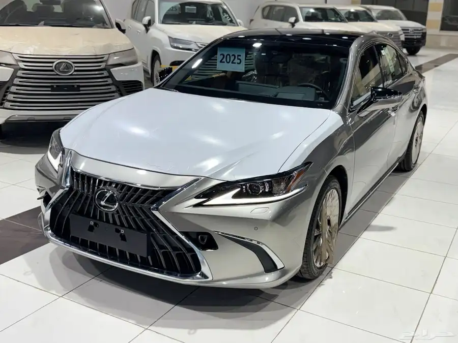 لكزس ES 350 بريمي CC بانوراما بروجيكتر 2025 نظام 50-50 1