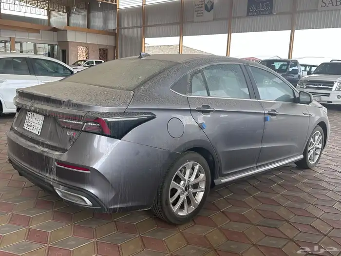 شيري اريزو 6 برو كمفورت 2024 اصفار ملوح 8