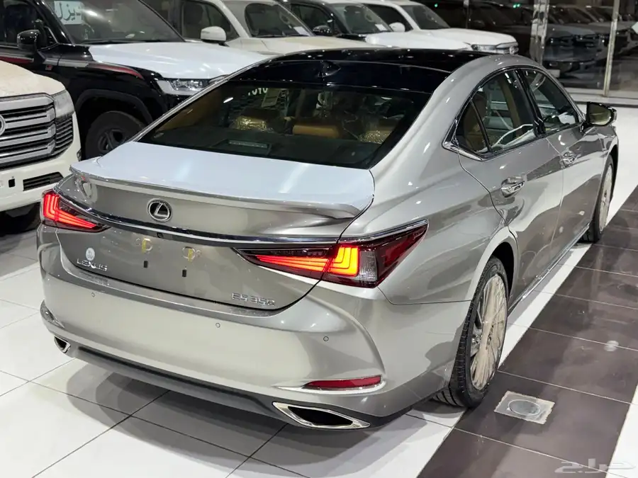 لكزس ES 350 بريمي CC بانوراما بروجيكتر 2025 نظام 50-50 4