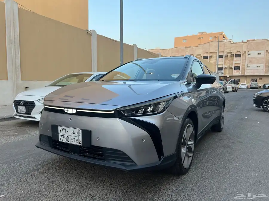 جيلي جيومتري 2024 فل كامل C شبه الاصفار 1
