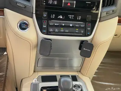 جيب لاندكروزر GXR-V8 -2016 استخدام شخصي نظيف 21