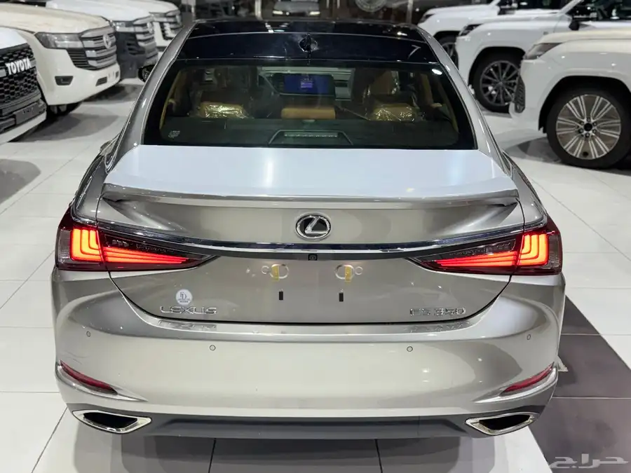 لكزس ES 350 بريمي CC بانوراما بروجيكتر 2025 نظام 50-50 5