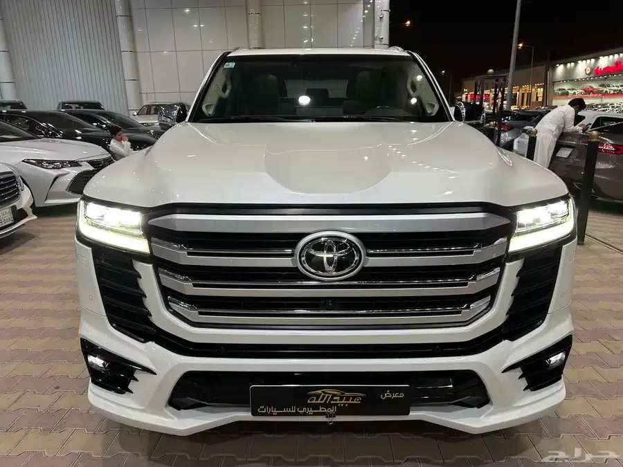 تويوتا لاند كروزر VXR موديل 2023 وارد وليد نظيف 23