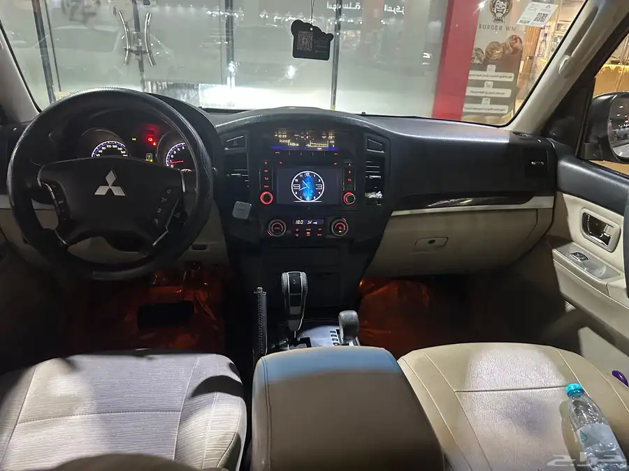 متسوبيشي باجيرو 2010 GLS للبيع 16