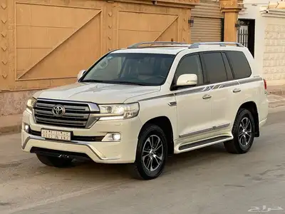 جيب لاندكروزر GXR-V8 -2016 استخدام شخصي نظيف 2