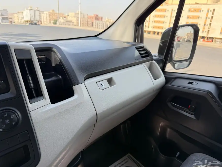 تويوتا_باص_هايس_ثلاجة_2021 33