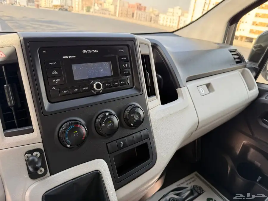 تويوتا_باص_هايس_ثلاجة_2021 30