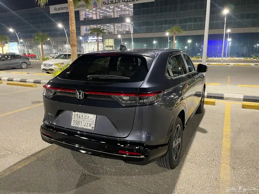 هوندا HRV فل كامل عداد 10 الاف فقط index