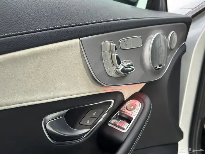 مرسيدس c63s مباع الله يبارك للمشتري 7