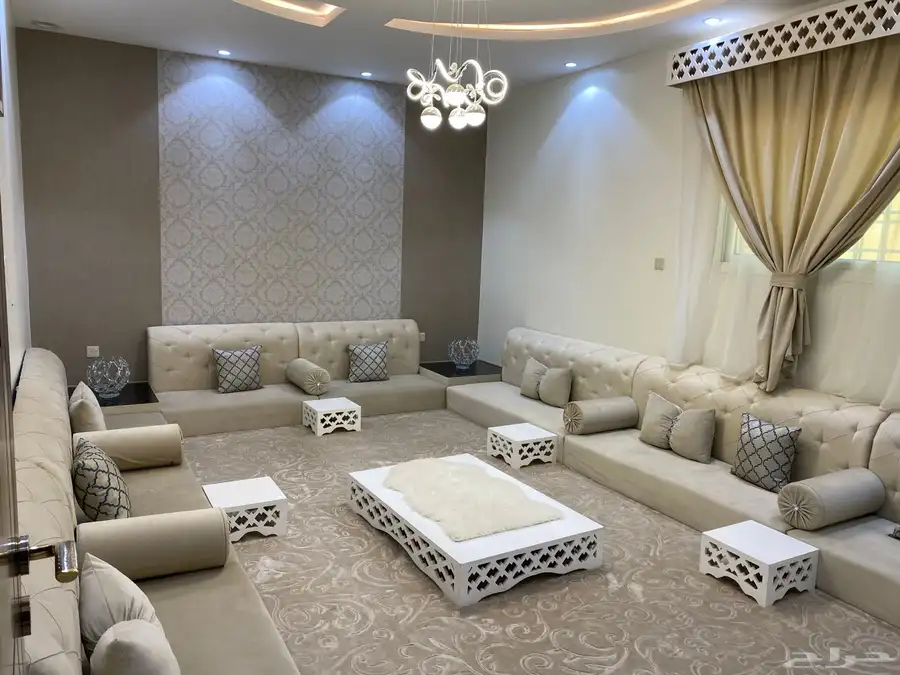 دور للايجار حي الصفا بتبوك تشطيب فله 5