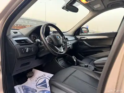 بي ام دبليو 2022 X1 ذهبي 12