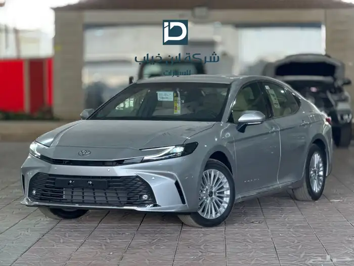 تويوتا كامري فئة LE خليجي 2025 لدى شركة ابن ذياب للسيارات 0