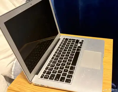 ماك بوك اير 13 انش 2