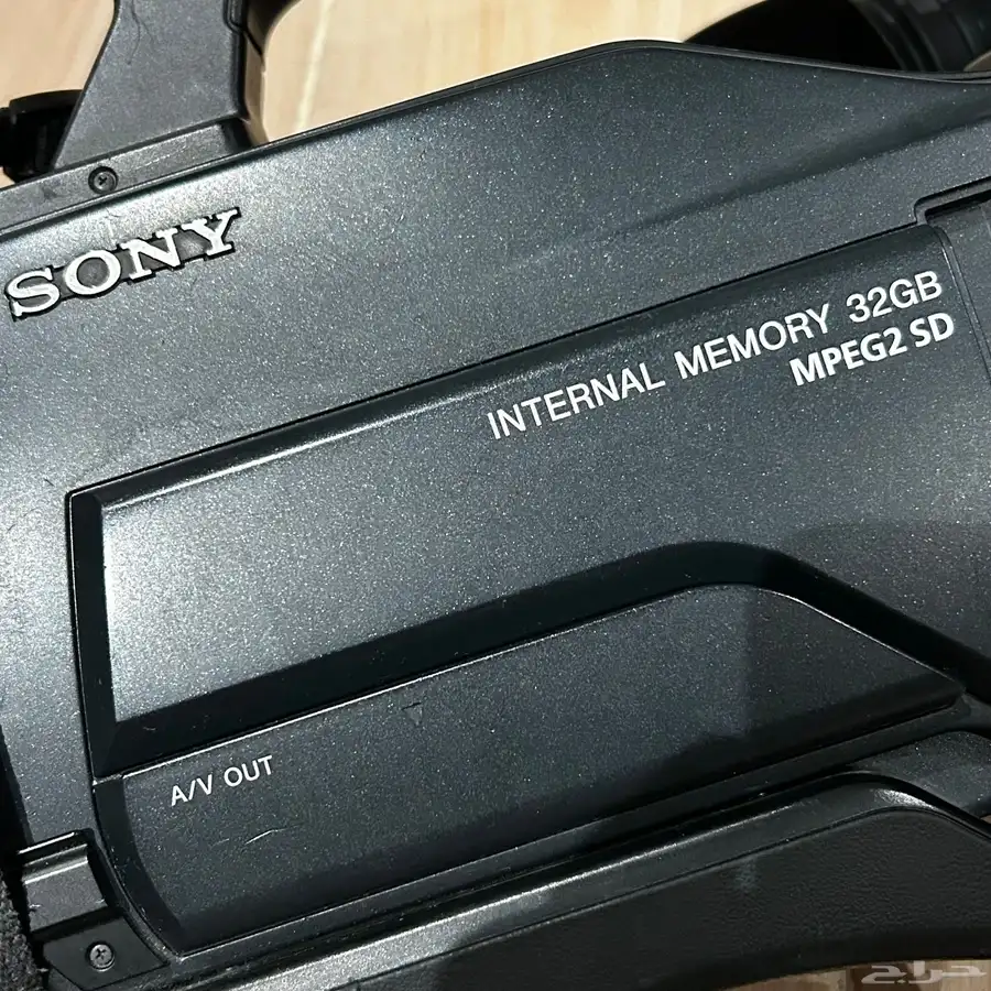 كاميرا سوني HXR-MC2500 موديل DCR-SD1000 9