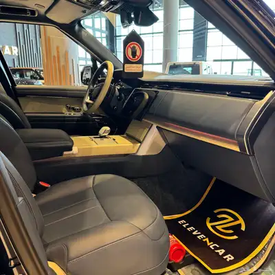 Range Rover sv 2025 used 8