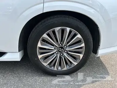 2025 Infiniti QX80 SENSORY 6