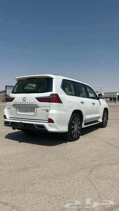 لكزس 2019 بريمي 5