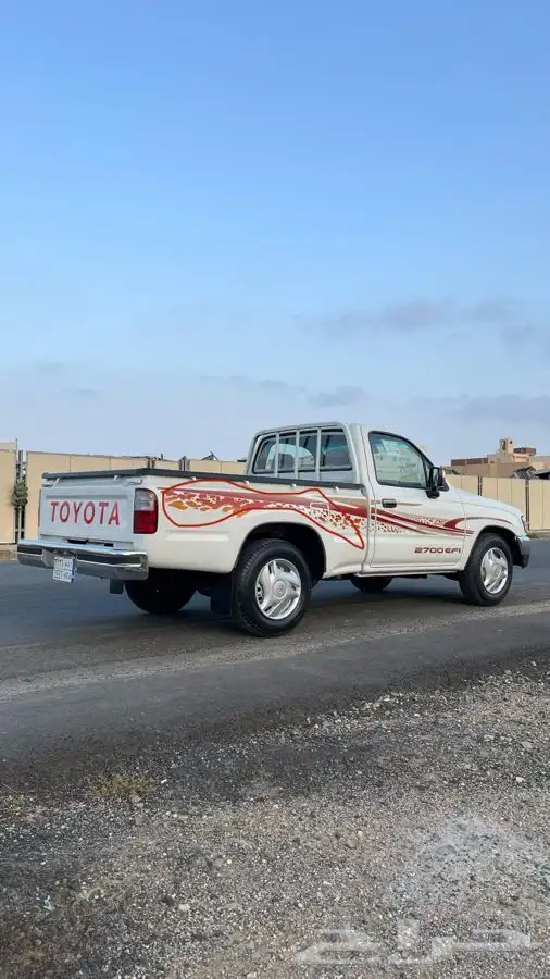 شطرطون او خط هايلوكس 1