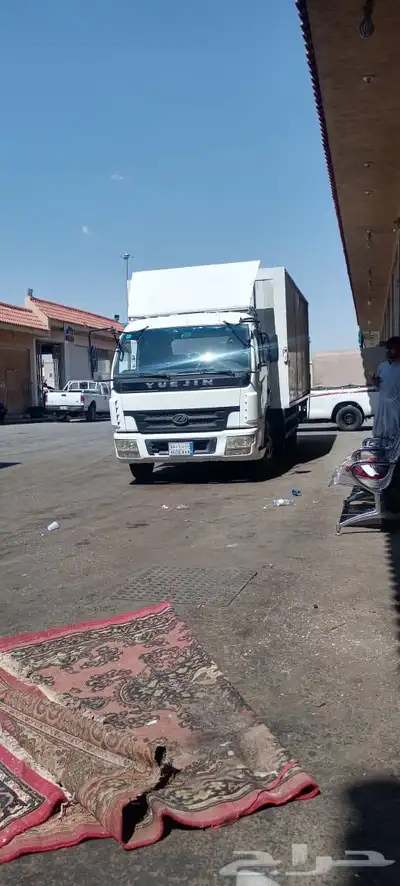 سياره دينه للبيع مع صندوق توزيع مياه 3