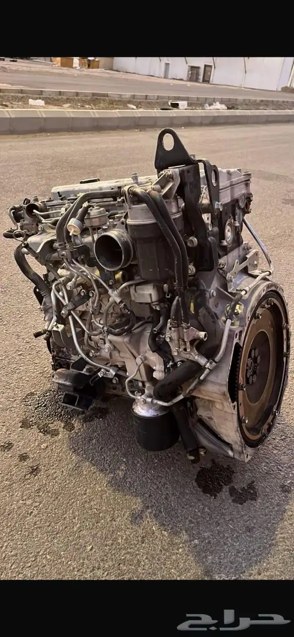 للبيع مكينه ايسوزو 5200 تيربو 2016 نظيفه شد بلد 7